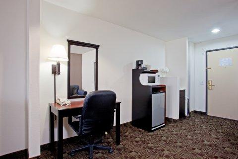Express & Solana Beach-del Mar By Ihg Resort
