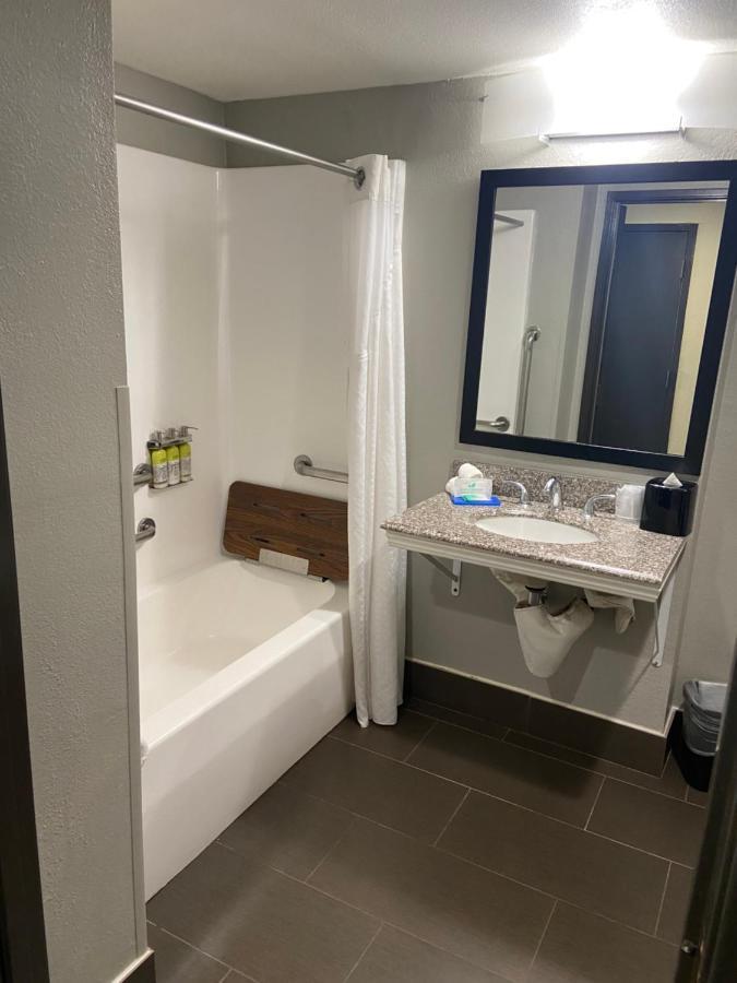 Express & Solana Beach-del Mar By Ihg Solana Beach